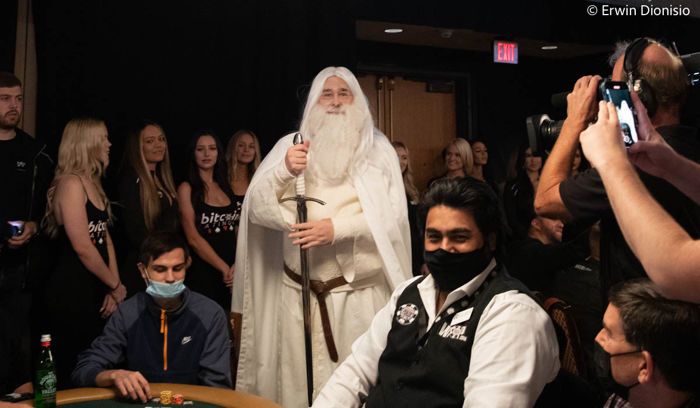 Первая неделя WSOP 2022: Фил Айви вернулся и сразу же попал в призы, а у Хельмута была диарея 1